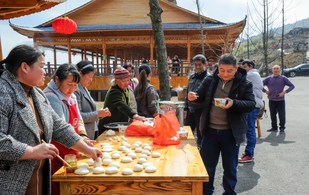 湖南旅游開發(fā)公司,懷化旅游開發(fā)公司,懷化峽谷探幽,懷化石林花山植物園